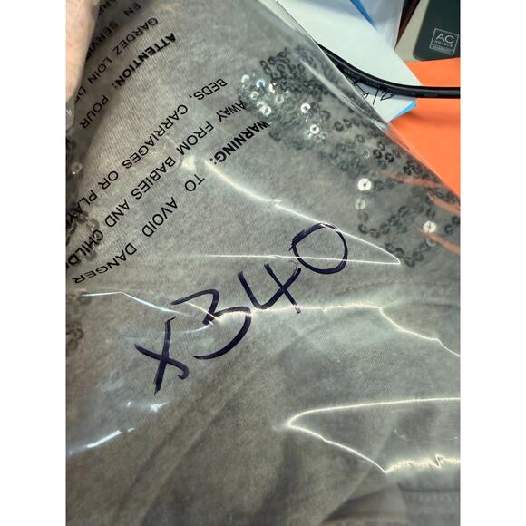 EUC Chico’s Sequin Floral Short Sleeve Tee – Size 2 (12/L) - Picture 11 of 11